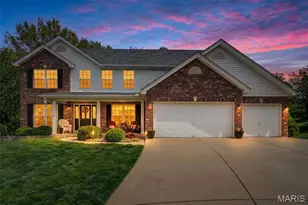 4 Windbriar Ct, Saint Peters, MO 63376 - Photo 1