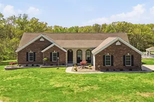 216 Deer View Dr, Troy, MO 63379 - Photo 1