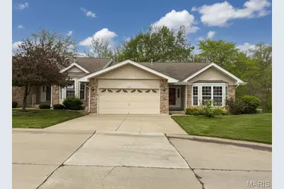 904 Palmer Court #4, Lake Saint Louis, MO 63367 - Photo 1