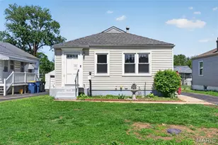 10655 St Stephen Ln, Saint Ann, MO 63074 - Photo 1