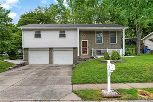 2904 Headland Dr, Saint Charles, MO 63301 - Photo 1