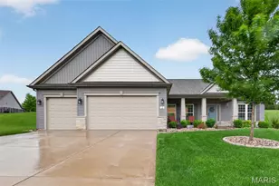 2 Kandahar Ct, Saint Charles, MO 63303 - Photo 1