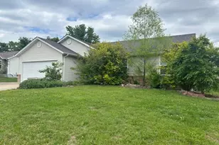 80 Treasure Island Dr, Troy, MO 63379 - Photo 1