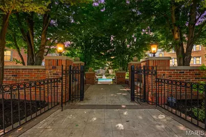 7741 Kingsbury Boulevard #22, Clayton, MO 63105 - Photo 1