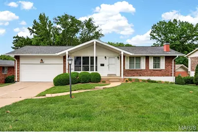 1017 Reavis Barracks Road, Saint Louis, MO 63125 - Photo 1
