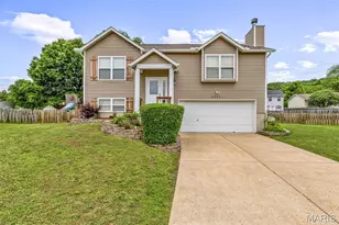 2522 Waterfront Ct, Imperial, MO 63052 - Photo 1
