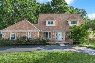 15976 Downall Green Dr, Chesterfield, MO 63017 - Photo 1