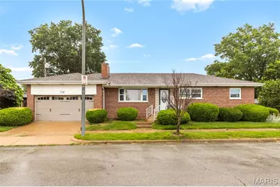 7153 Whaley Place, Saint Louis, MO 63116 - Photo 1