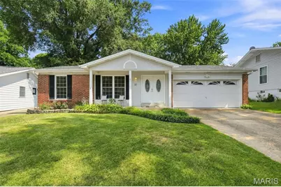 27 Michelle Lane, Saint Peters, MO 63376 - Photo 1
