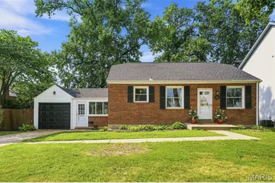 320 Fairway Lane, Kirkwood, MO 63122 - Photo 1