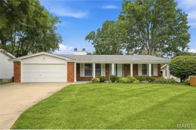 7548 Georgetown Drive, Hazelwood, MO 63042 - Photo 1