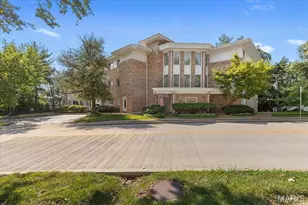 11920 Old Ballas Rd, Creve Coeur, MO 63141 - Photo 1