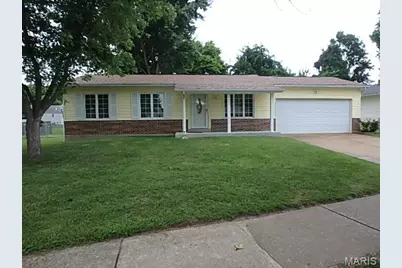 15527 97th Avenue, Florissant, MO 63034 - Photo 1