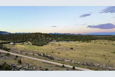 403 &amp; 409 N Mineral Springs Rd, Mount Carmel, UT 84758 - Photo 9