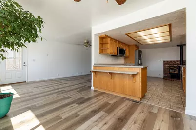 163 E 200 N, Kanab, UT 84741 - Photo 15