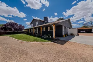 476 S 100 E, Kanab, UT 84741 - Photo 33