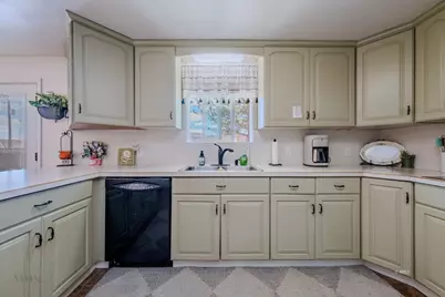 476 S 100 E, Kanab, UT 84741 - Photo 17