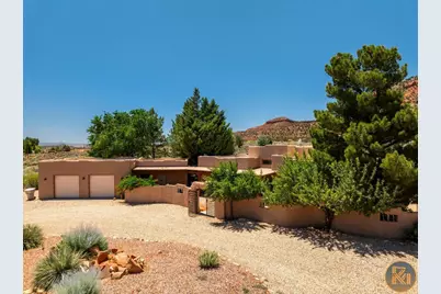 199 N Gunsmoke Pass, Kanab, UT 84741 - Photo 3