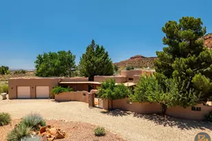 199 N Gunsmoke Pass, Kanab, UT 84741 - Photo 3