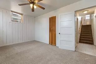 233 E 100 N, Kanab, UT 84741 - Photo 13