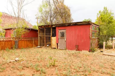233 E 100 North, Kanab, UT 84741 - Photo 21
