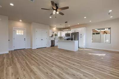 786 Cedar Cir, Kanab, UT 84741 - Photo 21