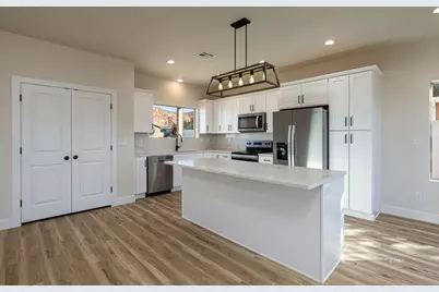 786 Cedar Cir, Kanab, UT 84741 - Photo 5