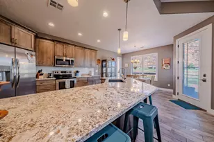 558 E Rain Maker Rd, Kanab, UT 84741 - Photo 11