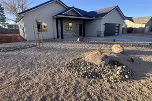 26 E Sedona Valley Rd, Kanab, UT 84741 - Photo 3