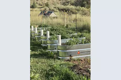 1460 E Coral Pink Cliffs Rd, Glendale, UT 84729 - Photo 13