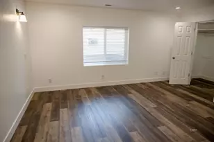 495 E Jessop Ave, Hildale, UT 84737 - Photo 5