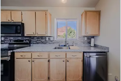 3935 E Mountain View Dr, Kanab, UT 84741 - Photo 15