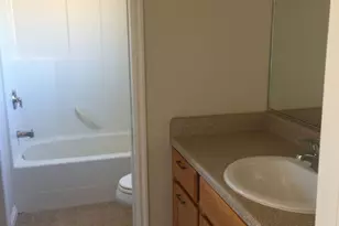 300 E 300 N, Kanab, UT 84741 - Photo 9