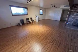 1100 S Revolution Way, Big Water, UT 84741 - Photo 13