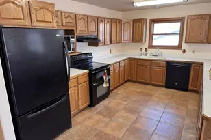 1100 S Revolution Way, Big Water, UT 84741 - Photo 5