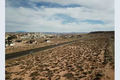 1100 S Revolution Way, Big Water, UT 84741 - Photo 19