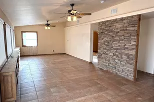 1100 S Revolution Way, Big Water, UT 84741 - Photo 7