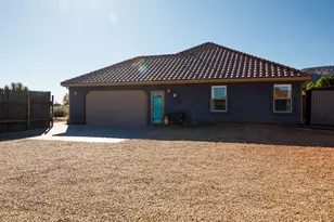 530 W Powell, Kanab, UT 84741 - Photo 27
