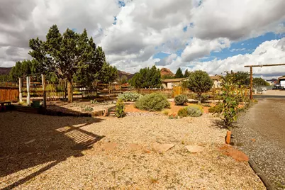 725 W Aspen Dr, Kanab, UT 84741 - Photo 29