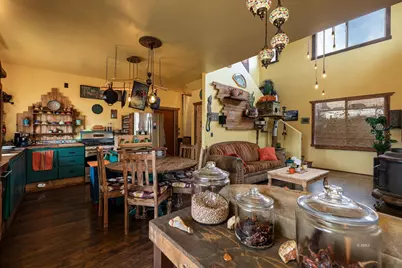 725 W Aspen Dr, Kanab, UT 84741 - Photo 5