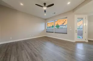 484 E Mohawk Dr, Kanab, UT 84741 - Photo 7