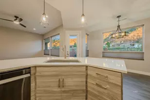 484 E Mohawk Dr, Kanab, UT 84741 - Photo 11