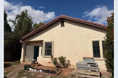 80 W Red Shadow Cir, Kanab, UT 84741 - Photo 3