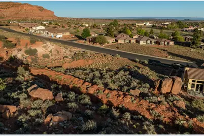 745 E Country Club Dr, Kanab, UT 84741 - Photo 7