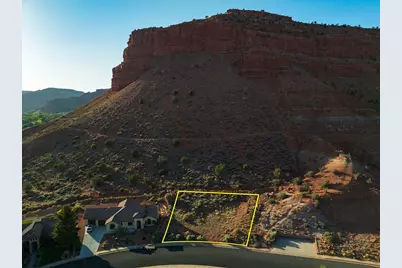 745 E Country Club Dr, Kanab, UT 84741 - Photo 1