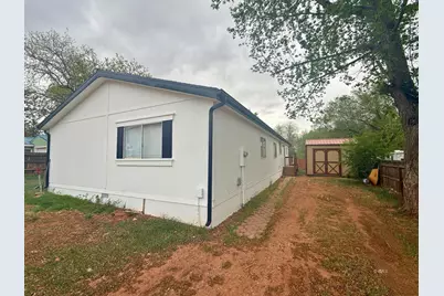 380 E 200 S, Kanab, UT 84741 - Photo 7