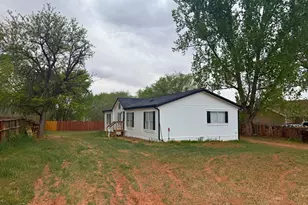 380 E 200 S, Kanab, UT 84741 - Photo 1