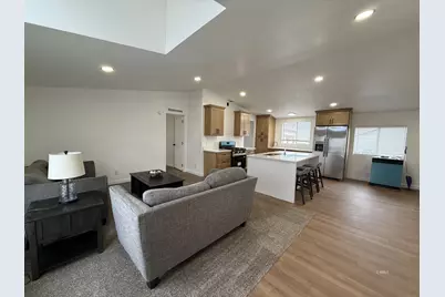 380 E 200 S, Kanab, UT 84741 - Photo 11