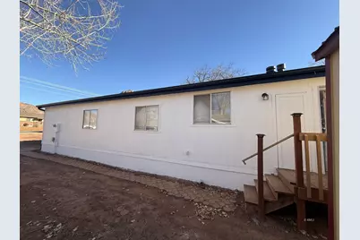 380 E 200 S, Kanab, UT 84741 - Photo 9