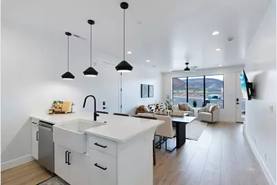 425 W Momori Cir #B1, Kanab, UT 84770 - Photo 3
